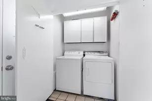 10628 S Dunmoor Dr, Silver Spring, MD 20901 - Photo 12