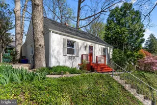 10628 S Dunmoor Dr, Silver Spring, MD 20901 - Photo 2