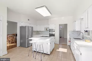 18117 Hayloft Dr, Derwood, MD 20855 - Photo 20