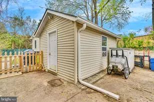 4 Burgundy Ct, Rockville, MD 20850 - Photo 20