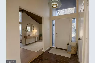 6208 Leeke Forest Court, Bethesda, MD 20817 - Photo 8