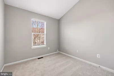 9702 Washingtonian Boulevard, Gaithersburg, MD 20878 - Photo 20