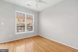 9702 Washingtonian Blvd, Gaithersburg, MD 20878 - Photo 24