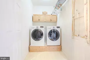 305 Hart Rd, Gaithersburg, MD 20878 - Photo 32