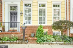 305 Hart Rd, Gaithersburg, MD 20878 - Photo 2