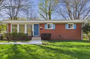 622 McIntyre Rd, Rockville, MD 20851 - Photo 1