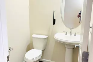 13817 Byrne Park Dr, Clarksburg, MD 20871 - Photo 12