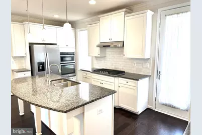 13817 Byrne Park Drive, Clarksburg, MD 20871 - Photo 8