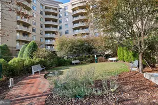 7111 Woodmont Ave, Bethesda, MD 20815 - Photo 2