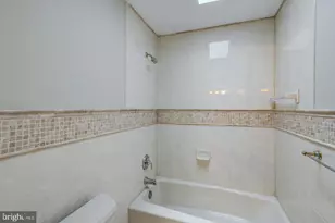 18 Nantucket Ct, Potomac, MD 20854 - Photo 36