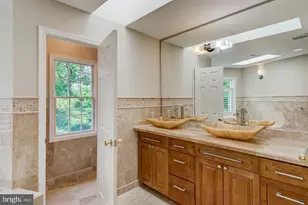 18 Nantucket Ct, Potomac, MD 20854 - Photo 32