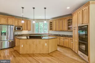 18 Nantucket Ct, Potomac, MD 20854 - Photo 14