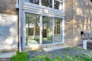 5707 Brewer House Cir, Rockville, MD 20852 - Photo 30