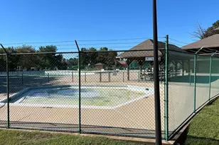 18336 Streamside Dr, Gaithersburg, MD 20879 - Photo 30