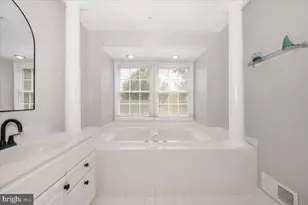 15814 Glacier Ct, Gaithersburg, MD 20878 - Photo 38