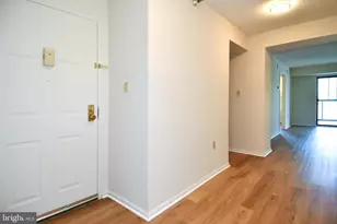 15101 Interlachen Dr, Silver Spring, MD 20906 - Photo 6