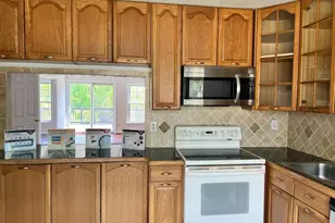 516 Meadow Hall Dr, Rockville, MD 20851 - Photo 6