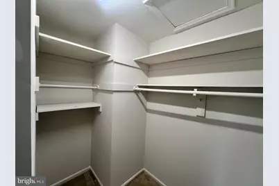 516 Meadow Hall Drive #D516, Rockville, MD 20851 - Photo 12