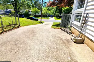 13016 Turkey Branch Pkwy, Rockville, MD 20853 - Photo 32