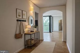 4242 East-West Hwy, Chevy Chase, MD 20815 - Photo 2