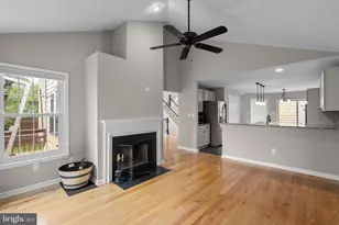 20303 Marketree Pl, Gaithersburg, MD 20886 - Photo 12
