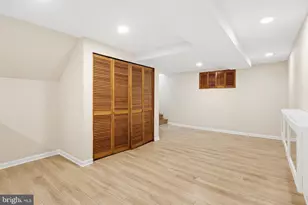 9717 Hedin Dr, Silver Spring, MD 20903 - Photo 10