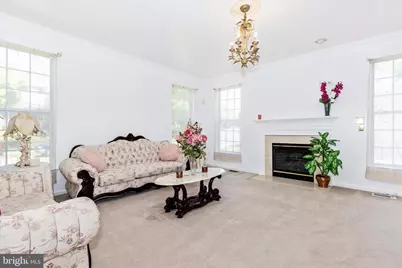 19483 Rayfield Drive, Germantown, MD 20874 - Photo 8