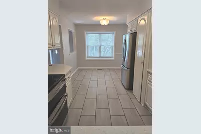 18278 Rolling Meadow Way, Olney, MD 20832 - Photo 4