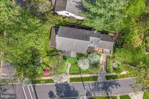 7109 Meadow Ln, Chevy Chase, MD 20815 - Photo 4