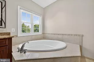 2112 Bordly Dr, Brookeville, MD 20833 - Photo 52
