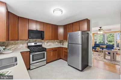9223 Adelaide Drive, Bethesda, MD 20817 - Photo 6