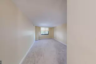 4550 N Park Ave, Chevy Chase, MD 20815 - Photo 12