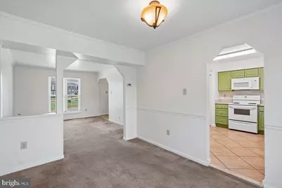 9313 Taverney Terrace, Gaithersburg, MD 20879 - Photo 6