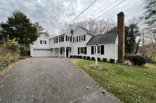 7309 River Rd, Bethesda, MD 20817 - Photo 2