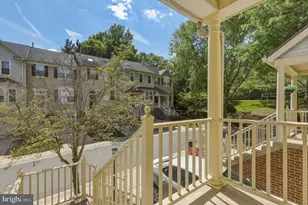 18639 Clovercrest Cir, Olney, MD 20832 - Photo 2