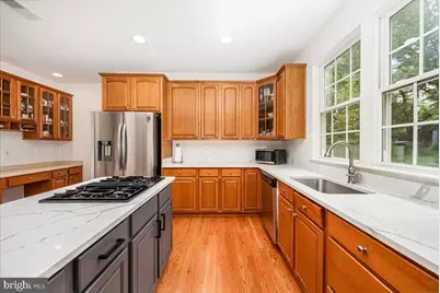 15205 Lions Den Road, Burtonsville, MD 20866 - Photo 14