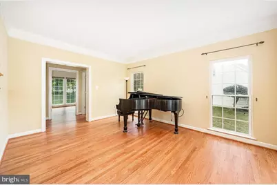 15205 Lions Den Road, Burtonsville, MD 20866 - Photo 6