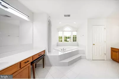 15205 Lions Den Road, Burtonsville, MD 20866 - Photo 20