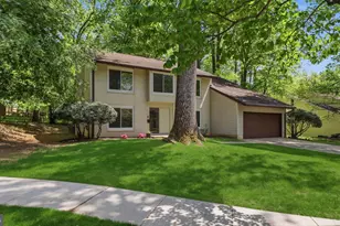 3 Don Mills Ct, Rockville, MD 20850 - Photo 2