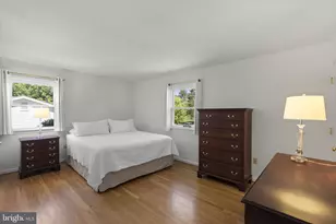 9008 Edgewood Dr, Gaithersburg, MD 20877 - Photo 16