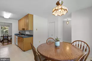 9008 Edgewood Dr, Gaithersburg, MD 20877 - Photo 6