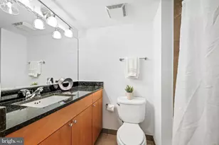 7500 Woodmont Ave, Bethesda, MD 20814 - Photo 20