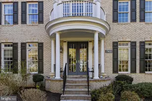 17622 Auburn Village Dr, Sandy Spring, MD 20860 - Photo 2