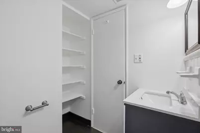 118 Monroe Street #118-1307, Rockville, MD 20850 - Photo 16