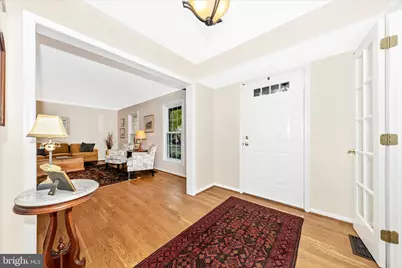 20516 Highland Hall Drive, Gaithersburg, MD 20886 - Photo 2