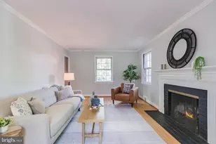 4505 Conifer Ln, Bethesda, MD 20814 - Photo 2
