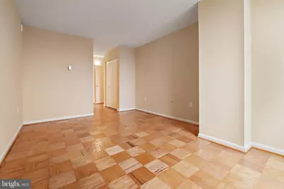 4242 E East West Highway #914, Chevy Chase, MD 20815 - Photo 18