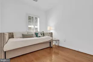303 Garden View Square, Rockville, MD 20850 - Photo 18