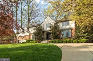 7204 Loch Lomond Dr, Bethesda, MD 20817 - Photo 1