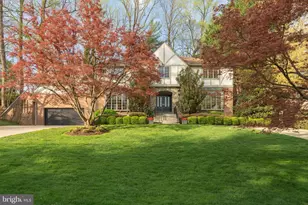7204 Loch Lomond Dr, Bethesda, MD 20817 - Photo 2